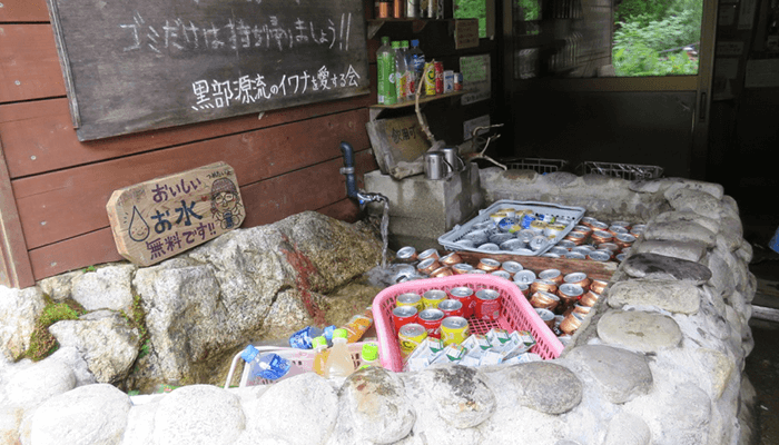 山小屋の中の設備と利用方法