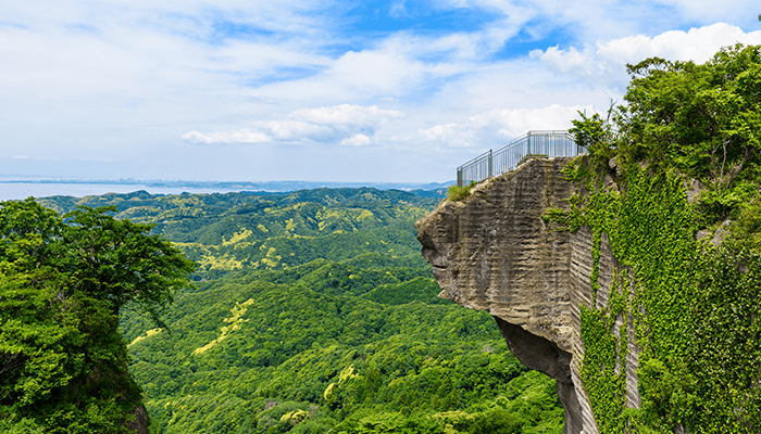 鋸山(のこぎりやま)